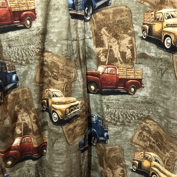 RedHead Long Sleeve Button up Shirt Men’s Large Vintage Trucks - Picture 14 of 16
